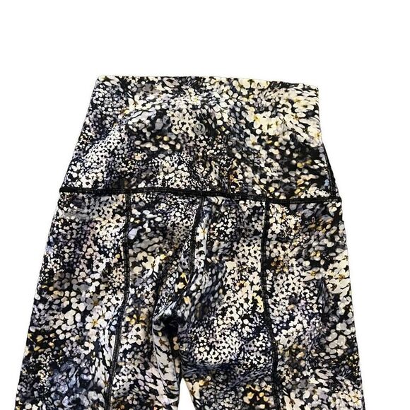 Lululemon Wunder Under Crop High Rise Roll Down Scallop Luxtreme 23” leggings Si - Picture 2 of 5